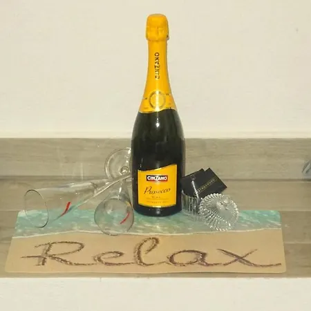 Relaxrooms #2 *